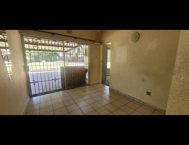 3 BEDROOM HOUSE FOR SALE IN ALBERTSDAL